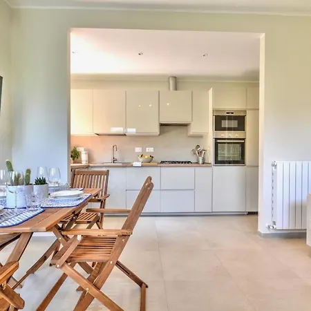 Casa Riva - Few Minutes From Beaches Рапалло