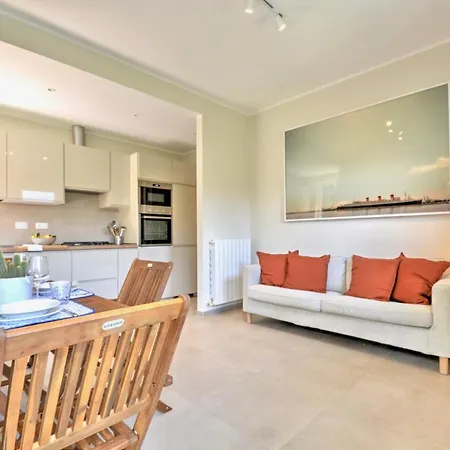 Apartment Casa Riva - Few Minutes From Beaches